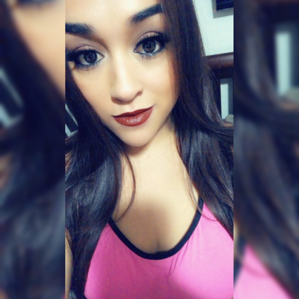 Meet your Posher, Ruben y yesica